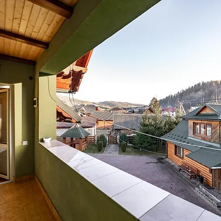 Emerald House Mykulychyn