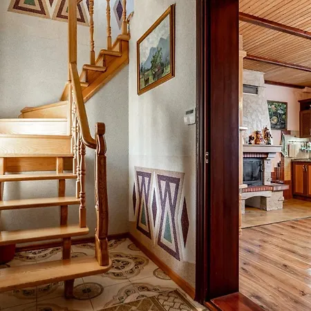 Apartment Emerald House