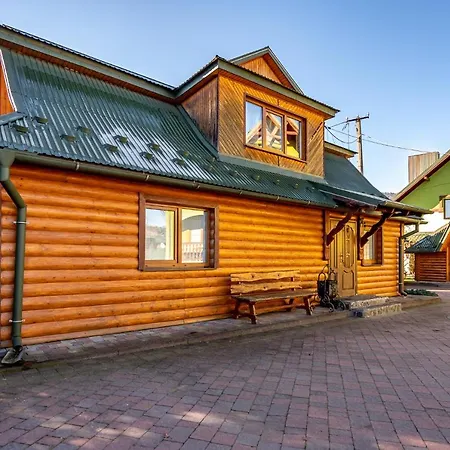 Emerald House アパート *