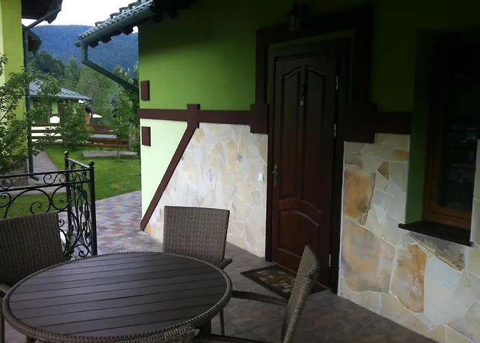 Emerald House Appartamento Mykulychyn