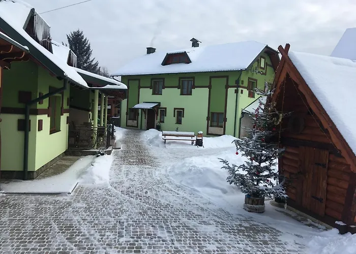 Emerald House * Mykulychyn