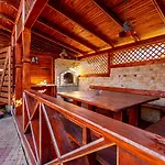 Apartamento Emerald House Mykulychyn