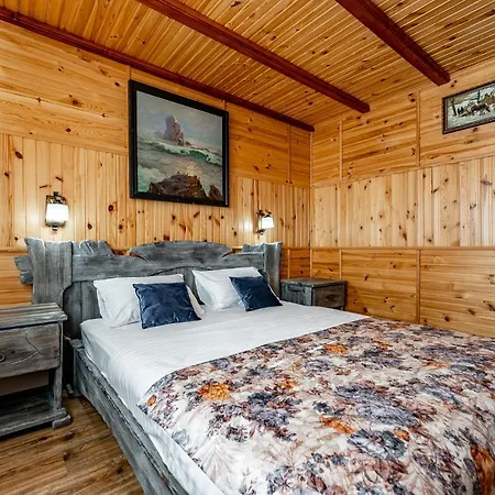 Emerald House Микуличин