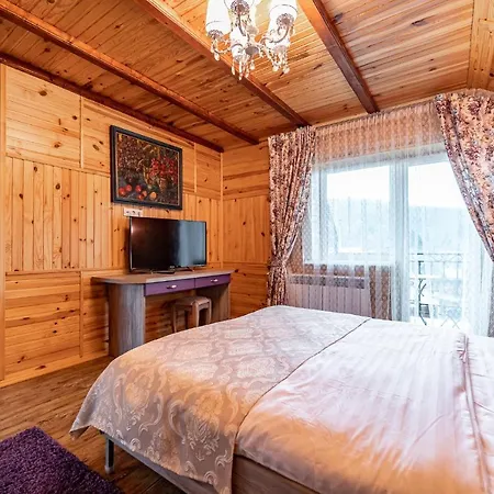 Апартаменты Emerald House