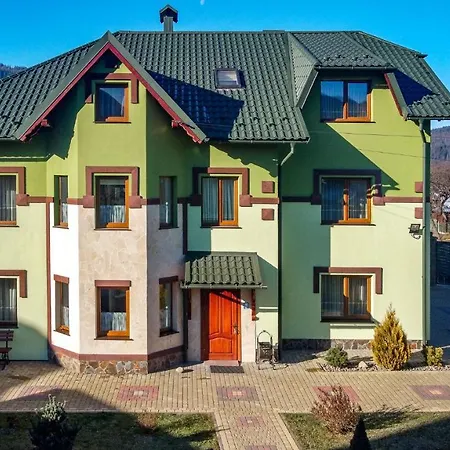 Emerald House Апартаменты